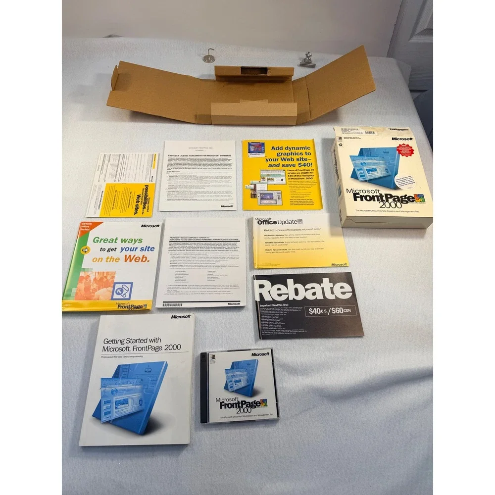 Microsoft FrontPage 2000 Windows Web Site Creation Tool Vintage Big Box CD-ROM